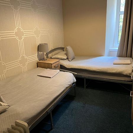 אינברנס Budget Rooms מראה חיצוני תמונה